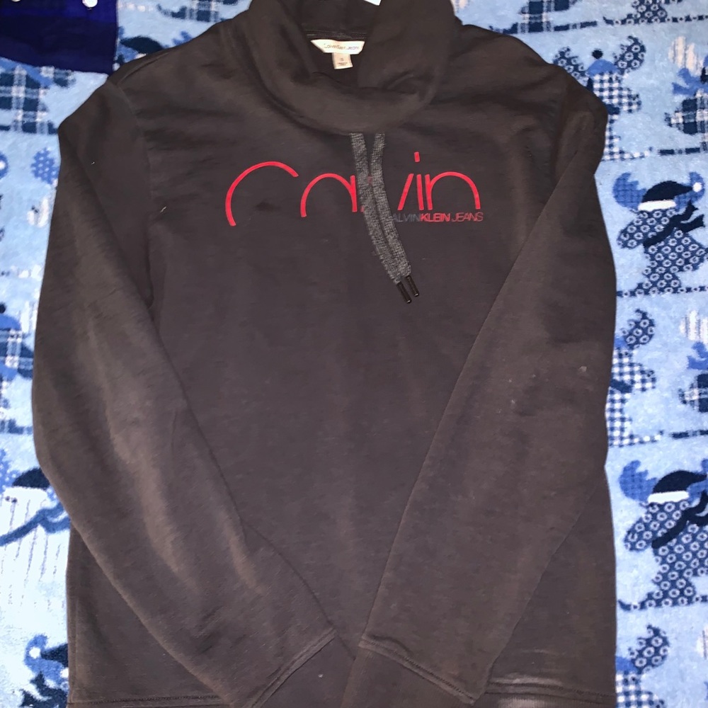 sweatshirt